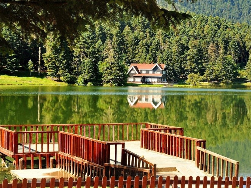 发现博卢的阿班特湖(abant lake)