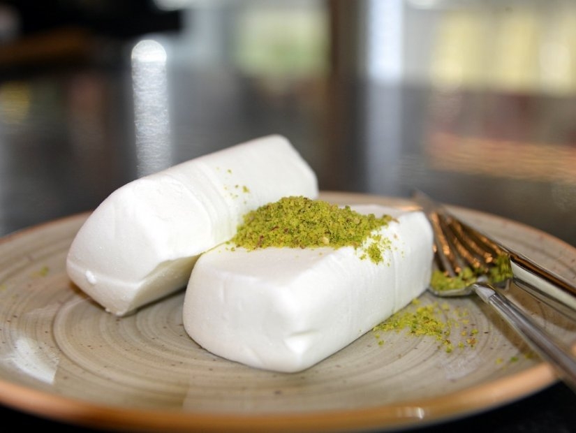 Crème glacée turque extensible : Maraş Dondurma