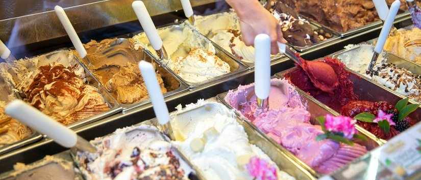 Места, где можно поесть самое вкусное мороженое в Стамбуле.