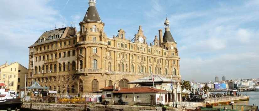 ایستگاه قطار حایدرپاشا